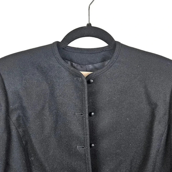 Pendleton Women's Size 10 (M) Black Virgin Wool Jacket Vintage 6 Button Cropped - Picture 2 of 8